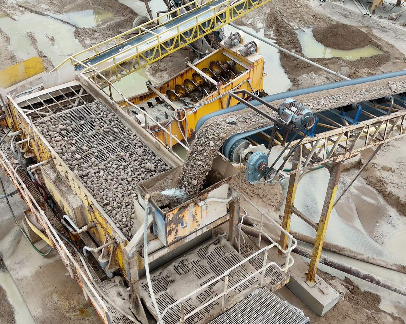 L&R – Ready Mix · Precast · Aggregates